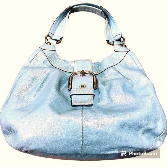 🩵Coach~Tiffany Blue Large Lynne Hobo Crinkle Patent Leather Silver Hardware - Picture 1 of 17